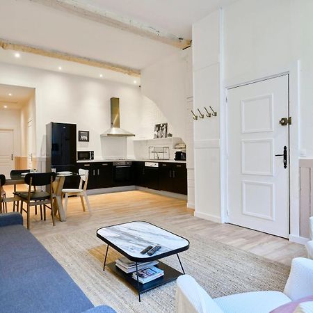 Old Lille: Charming Renovated Apartment Exterior photo