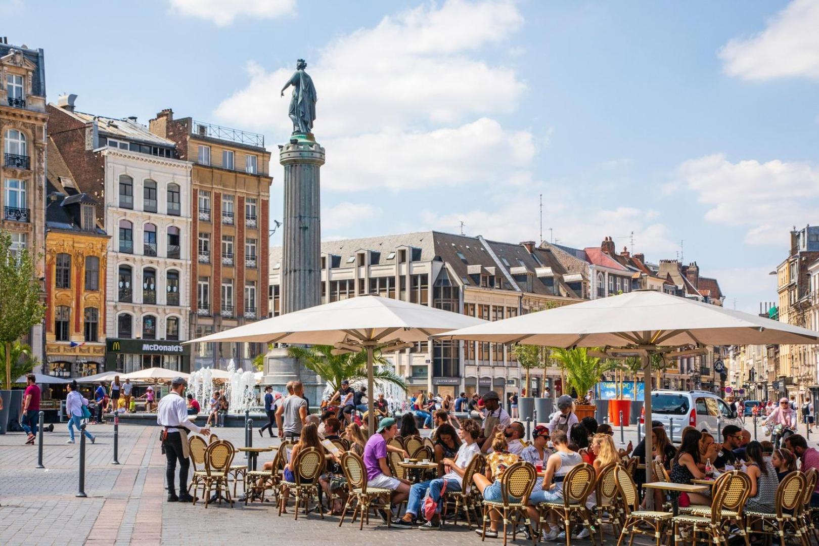 Old Lille: Charming Renovated Apartment Exterior photo